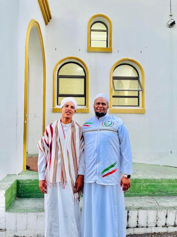 Al Jama-ah bringing Dr Ahmed Naina to Macassar 48