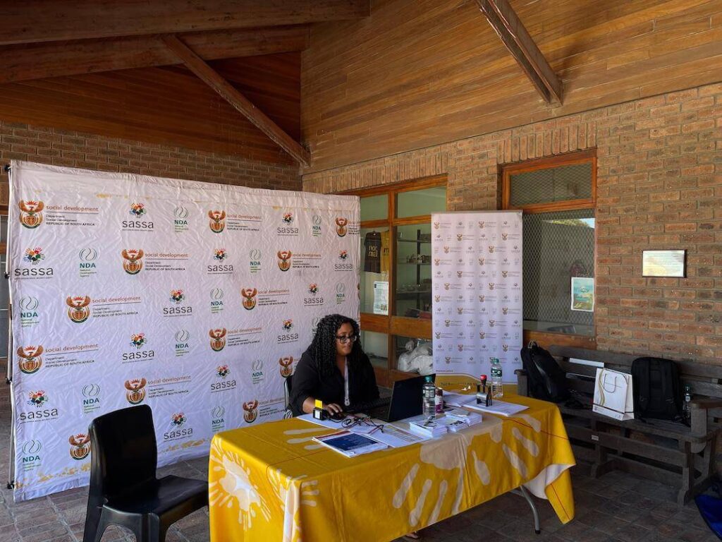 DM Hendricks - looking after the elderly 10