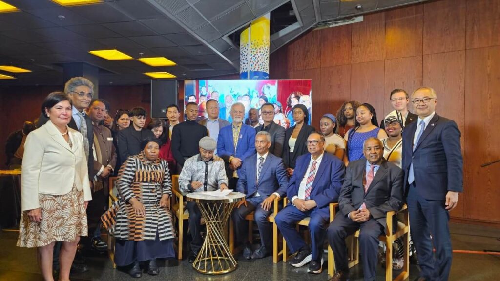 Blog_DM_International Summit 13